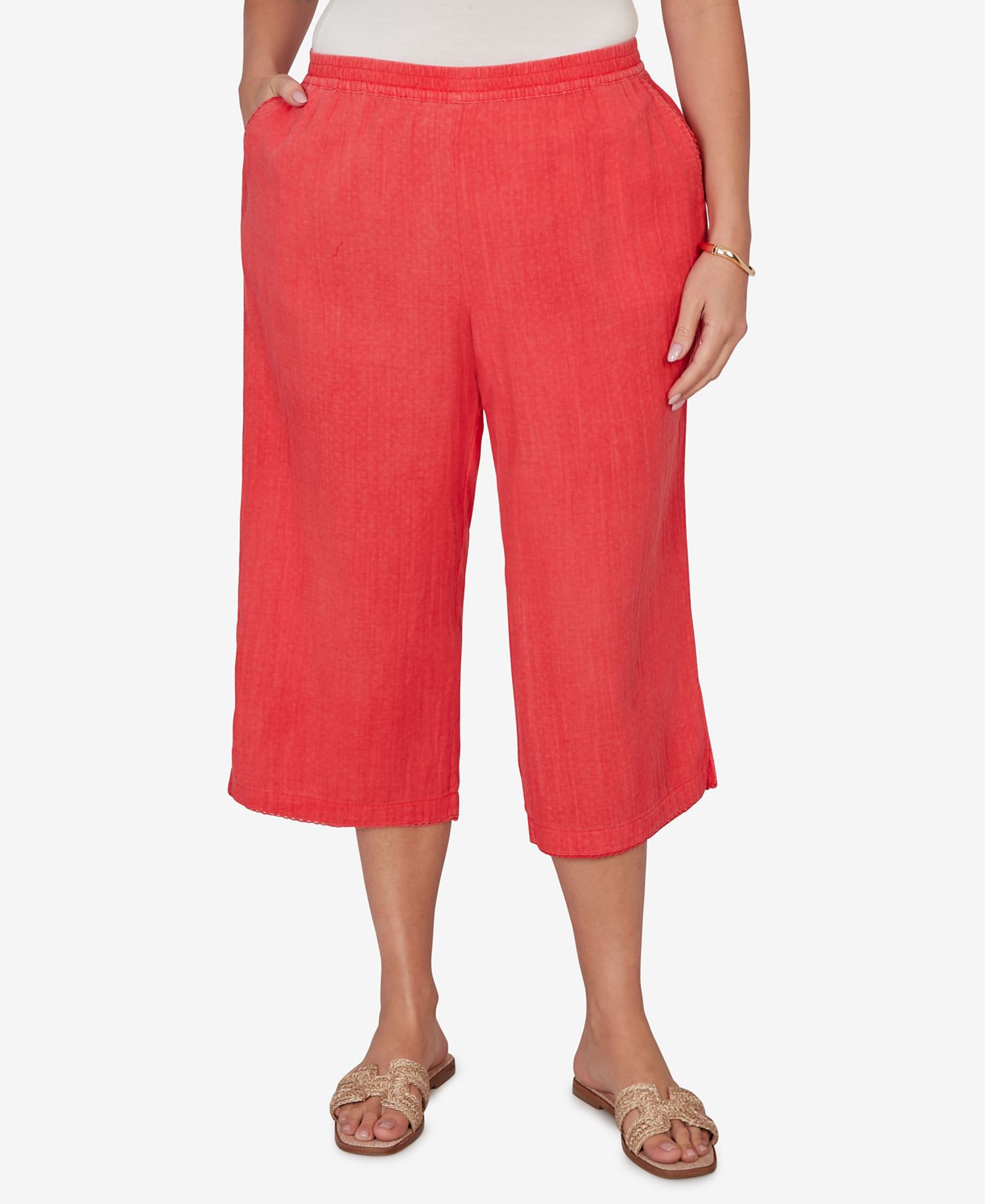 Plus Size Snow Washed Gauze Pull-On Capri Pants