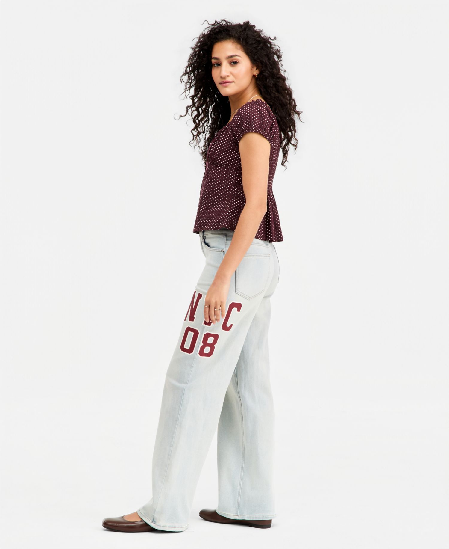 Juniors' Ultra '90s Wide-Leg Varsity Jeans