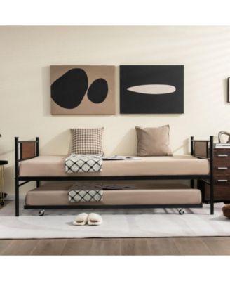 Metal Daybed with Trundle