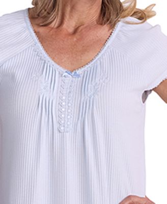 Women's Short-Sleeve V-Neck Nightgown