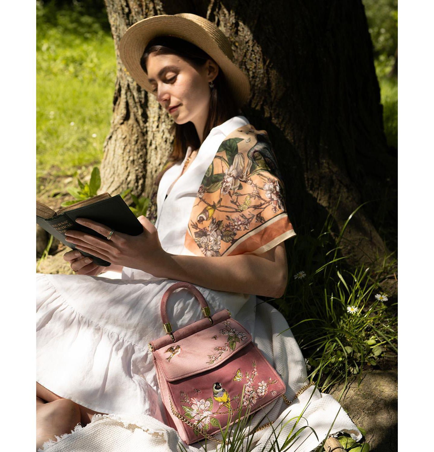 Женская сумка Fable England Song Bird Embroidered Mini Pink Tote, цвет: Розовый — фото 2