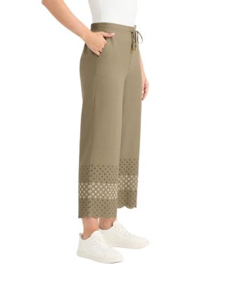 Women's Cropped Pant with Scallop Eyelet Hem