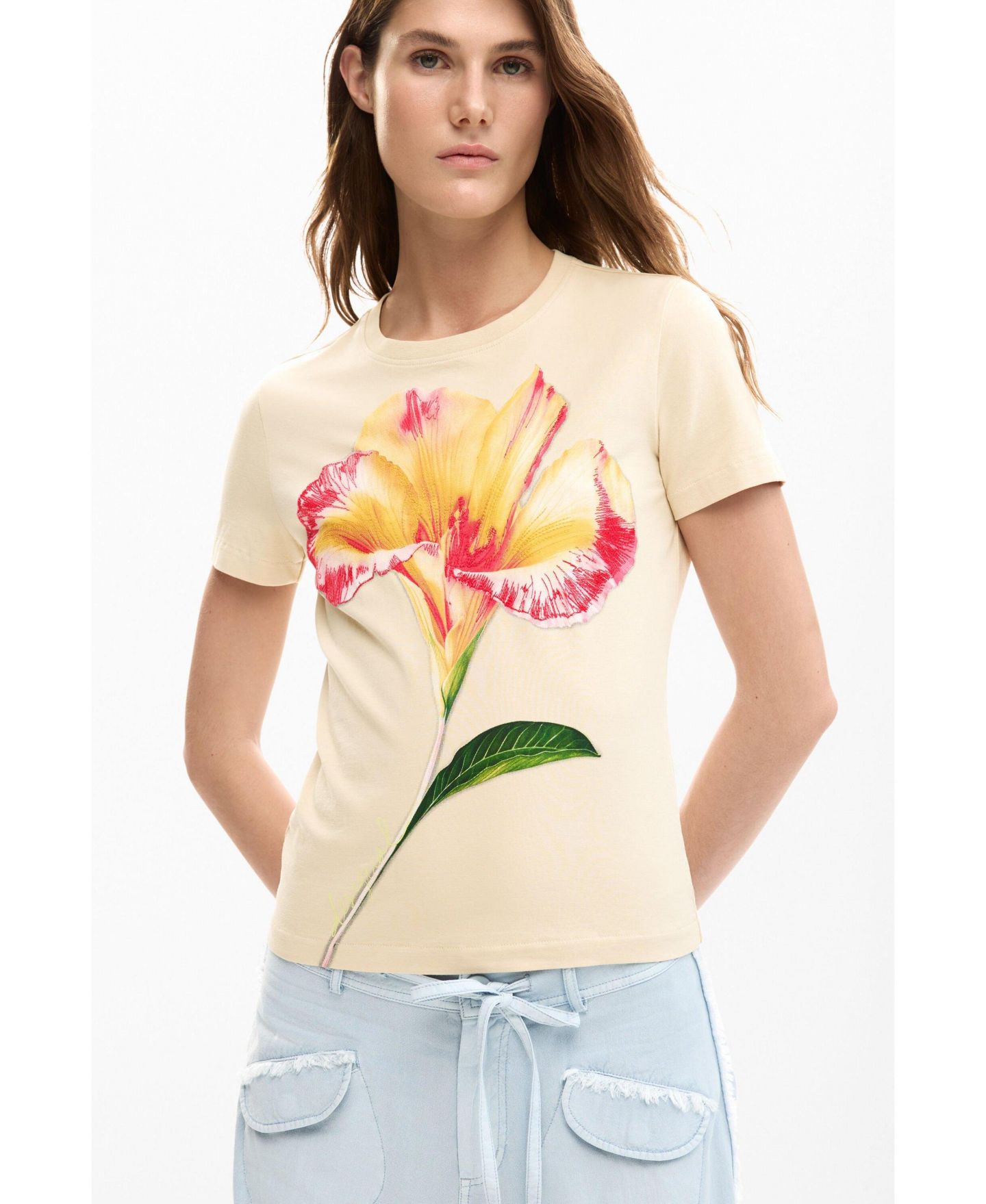 Женская футболка Desigual Big Flower, цвет: Молочный белый — фото 3