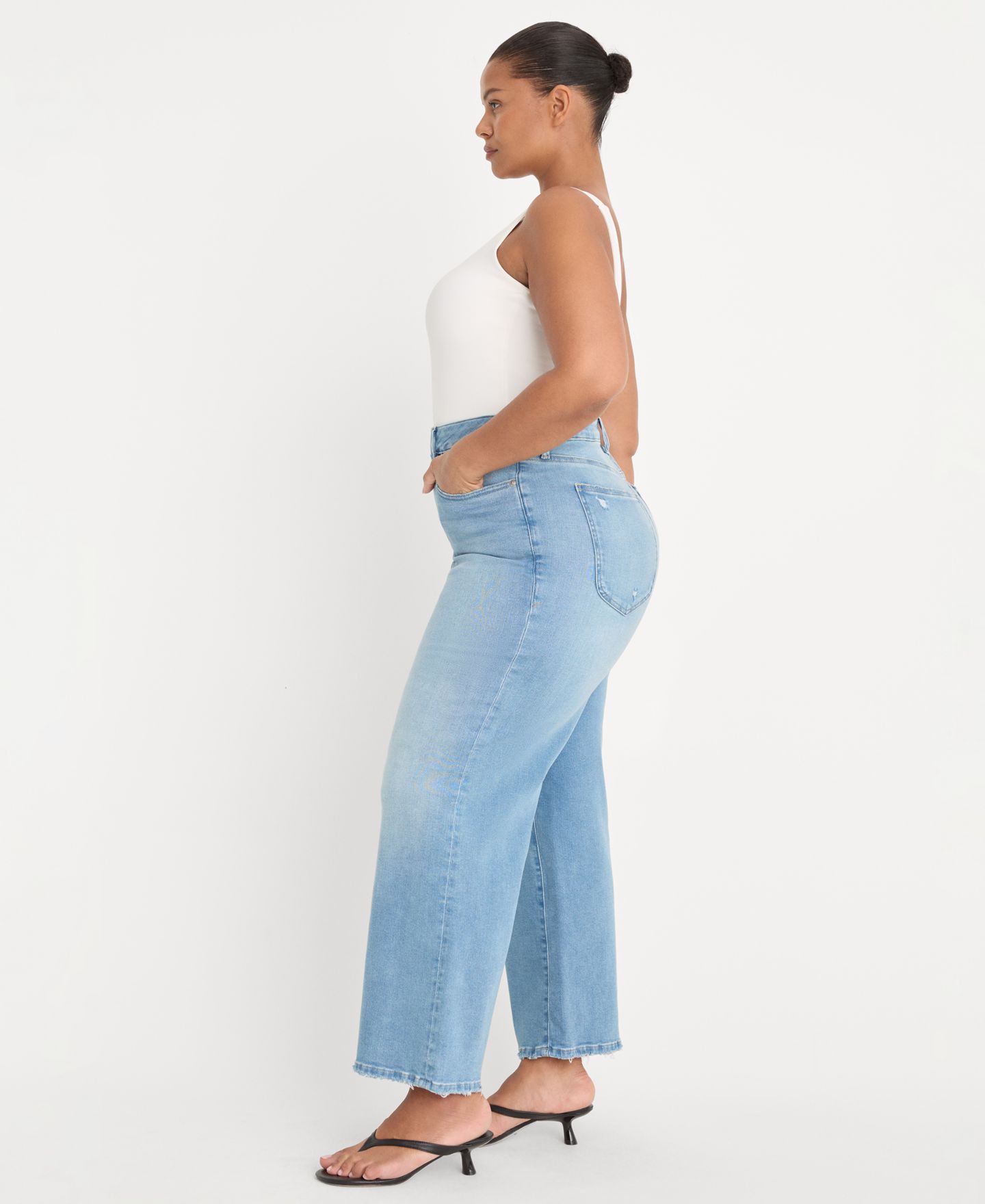 Женские джинсы Good American Soft Tech Good Waist Palazzo Cropped Jeans, цвет: Синий — фото 6