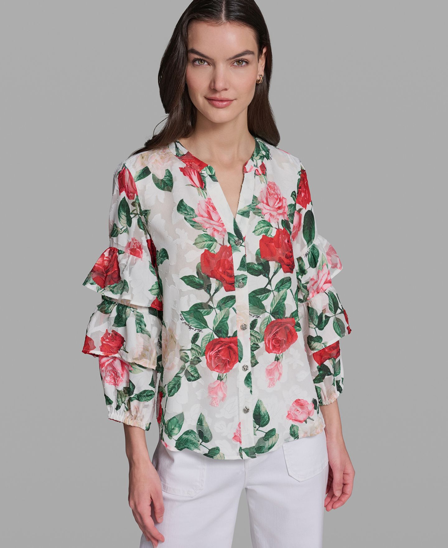 Женская блузка KARL LAGERFELD PARIS Petite Ruffle-Sleeve Rose Print Blouse, цвет: Мягкий белый разноцветный — фото 1