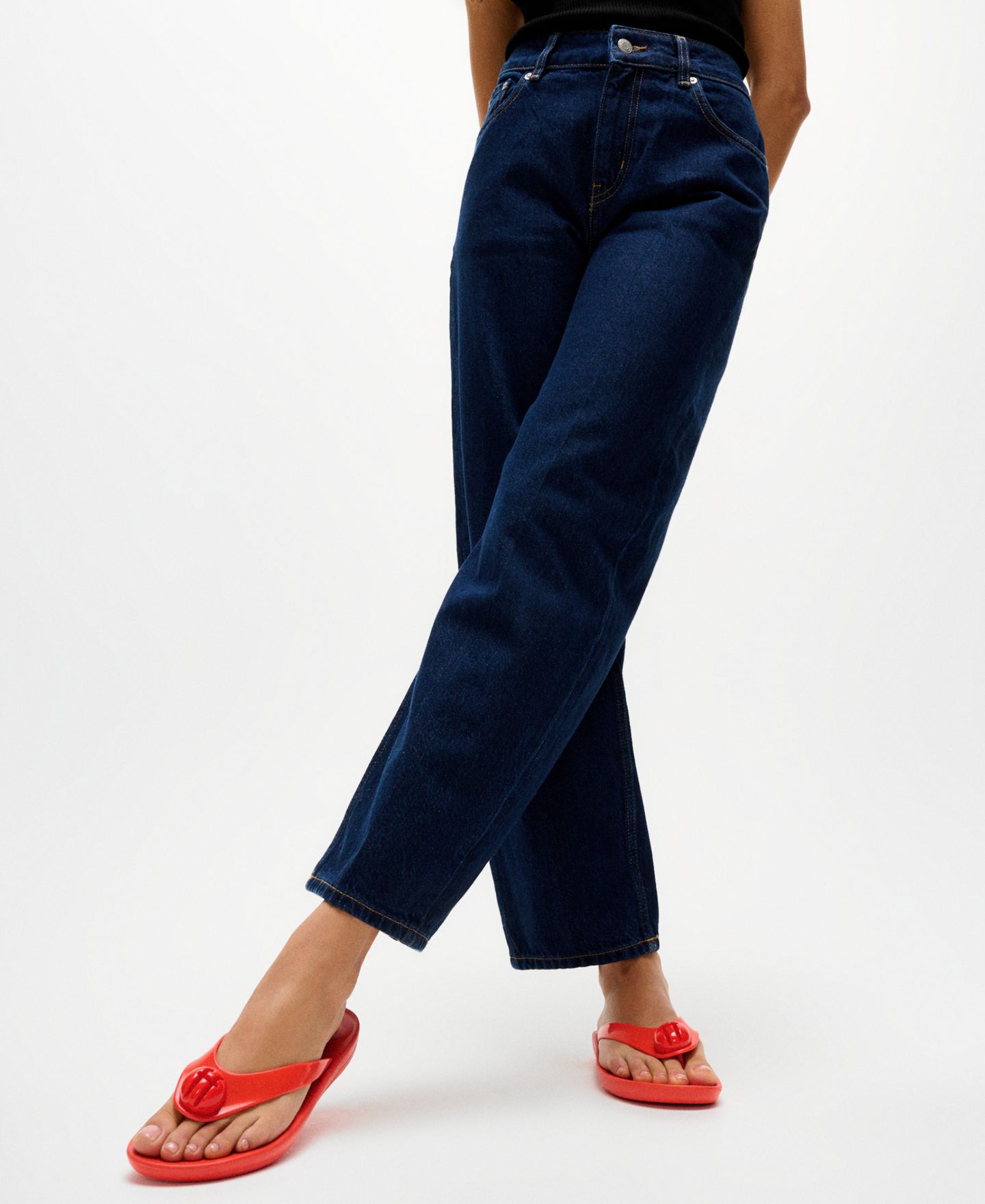 Женские сандалии FitFlop Iqushion Glossy-Button Slip-On, цвет: Вишнёвый — фото 6