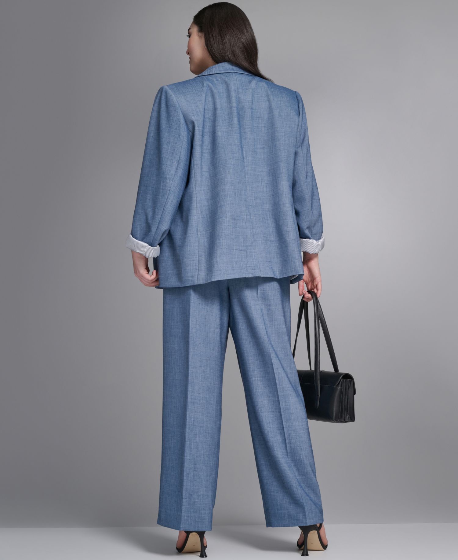 Plus Size One-Button Notch Collar Blazer