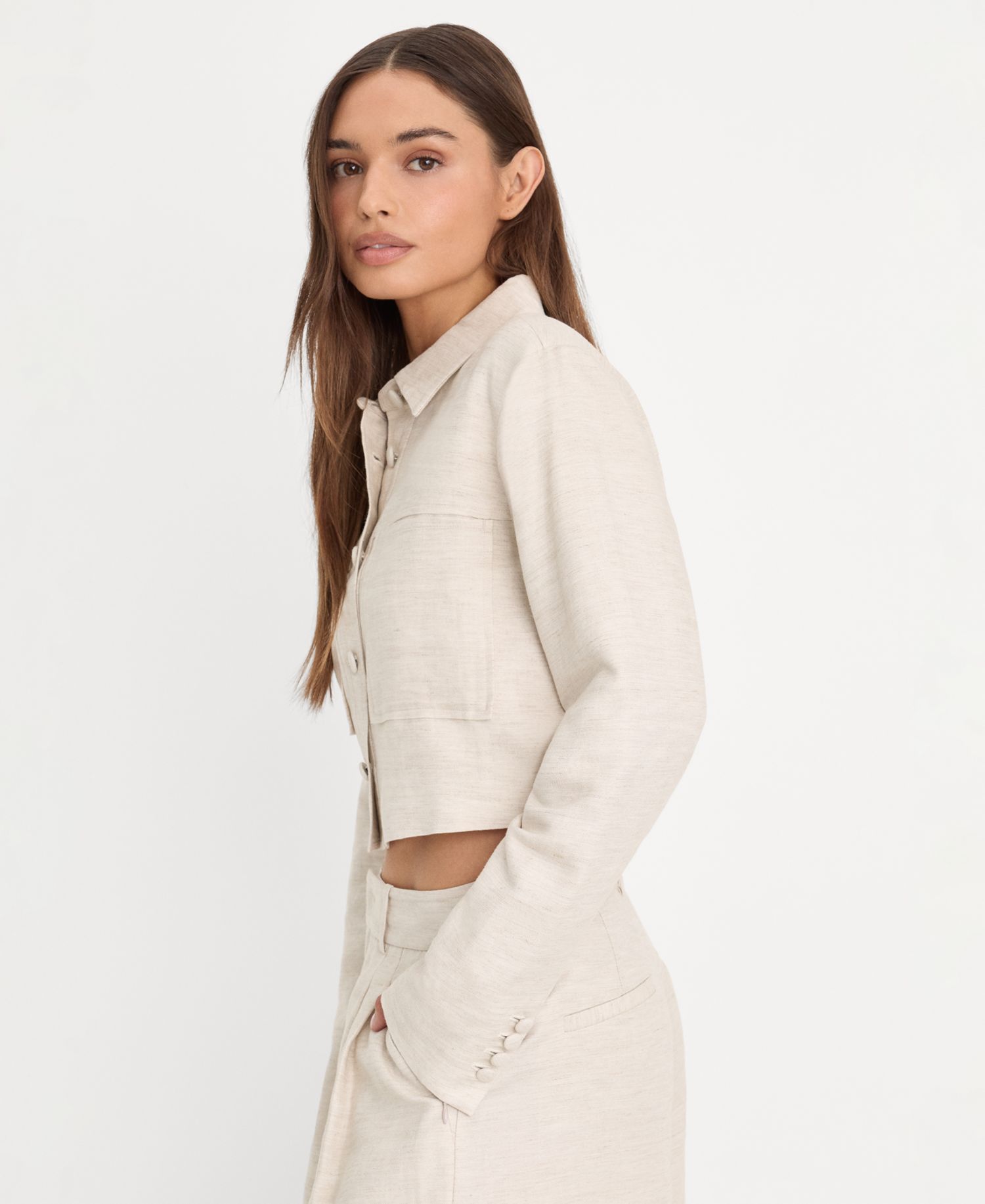 Women's Linen Button-Front Cropped Jacket