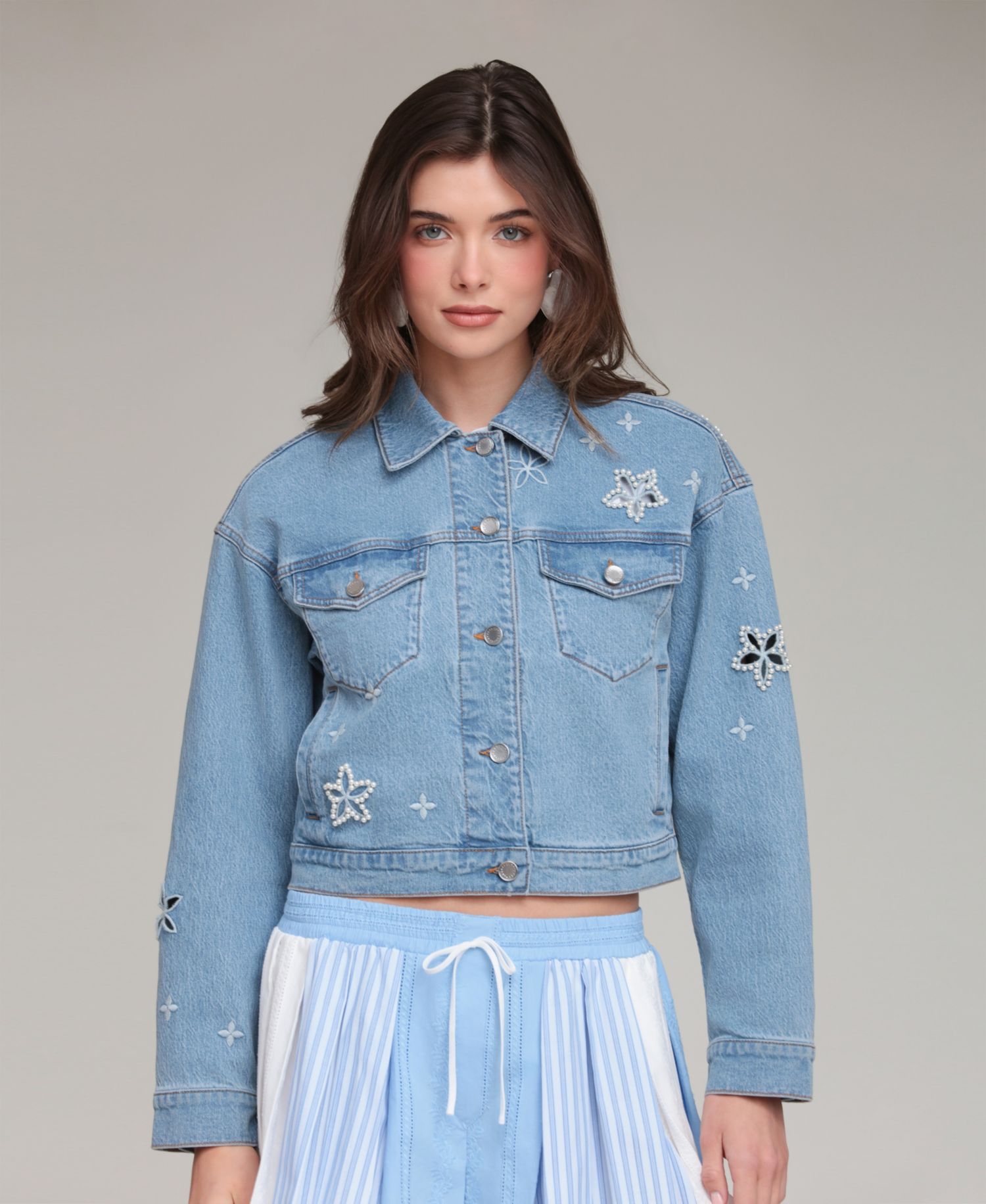 Women's Embroidered Detail Collared Denim Jacket