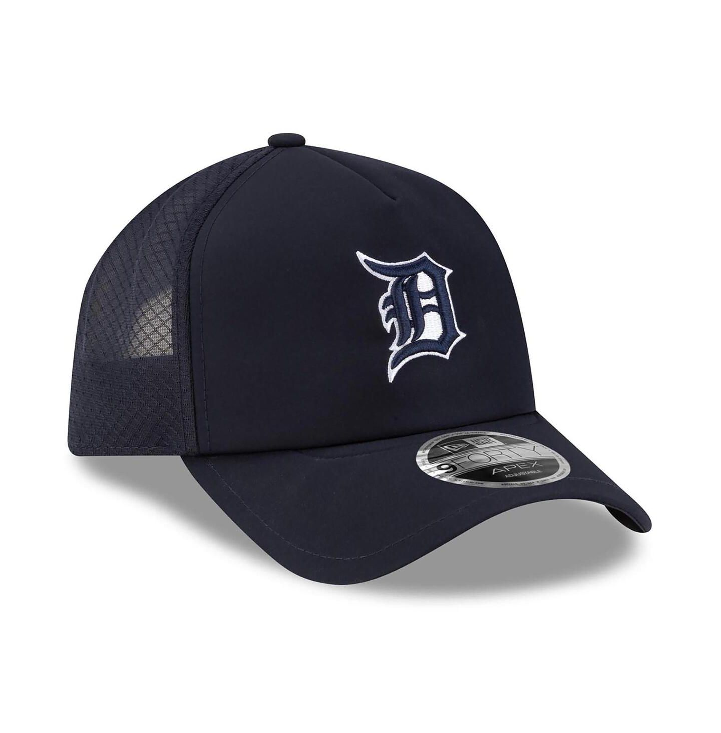 Мужская кепка New Era Navy Detroit Tigers 2026 Batting Practice Apex 9FORTY Adjustable Trucker Hat — фото 3