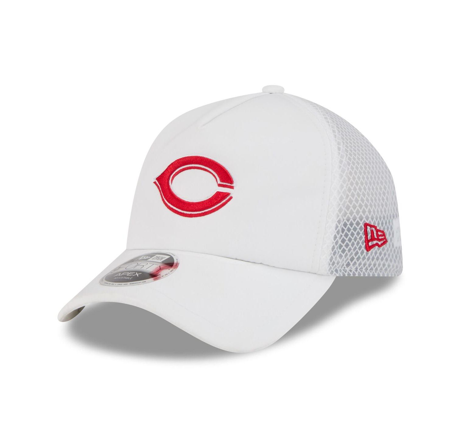 Men's White Cincinnati Reds 2026 Batting Practice Apex 9FORTY Adjustable Trucker Hat