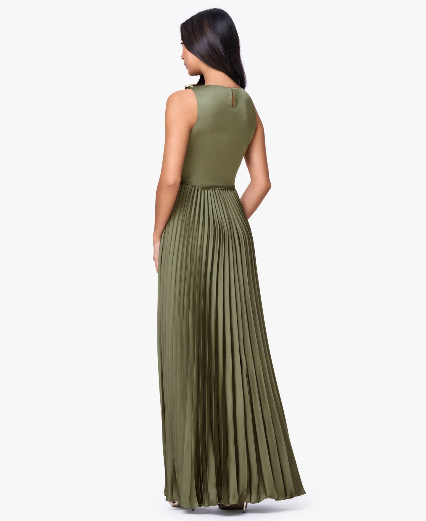Женское платье Betsy & Adam Boat Neck Pleated Ball Gown, цвет: Оливковый — фото 5