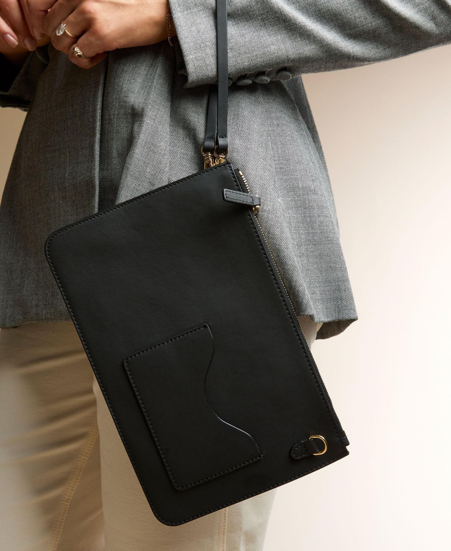 Женская сумка OLEADA Marina Soft Bucket Leather, цвет: Оникс — фото 10