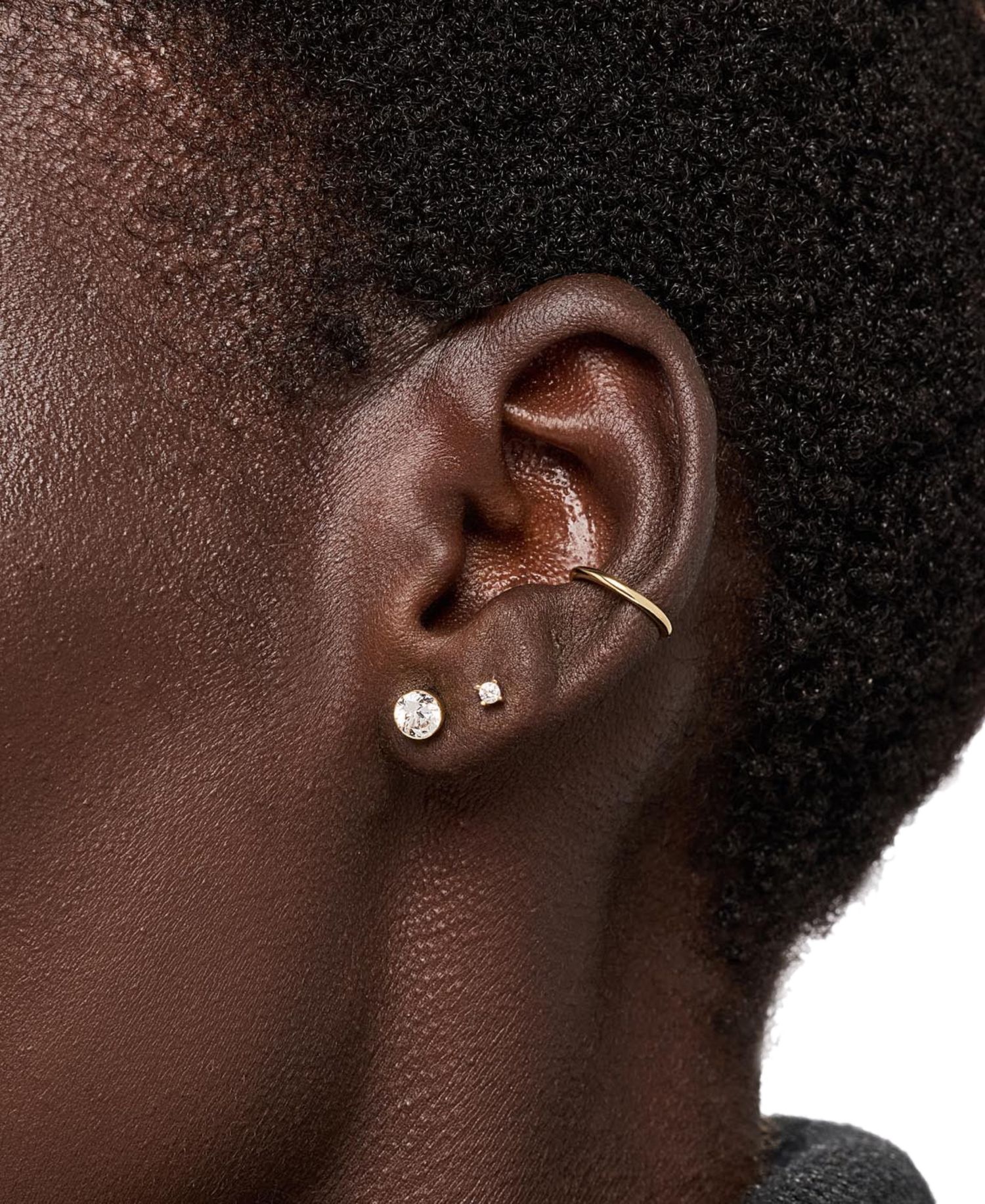 Gold-Plated Invisible Medium Stud Earrings
