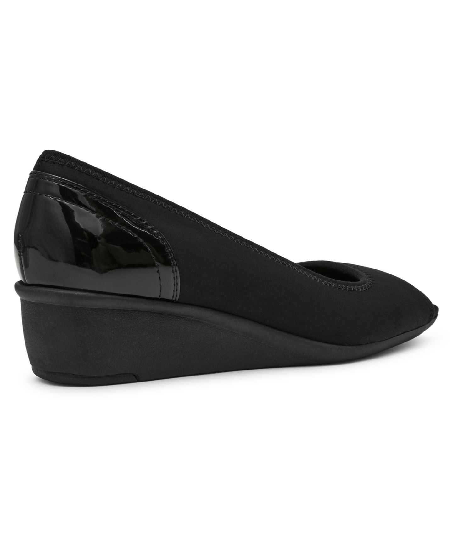 Женские туфли Anne Klein Waylynn Peep-Toe Wedge Pumps, цвет: Чёрный — фото 7
