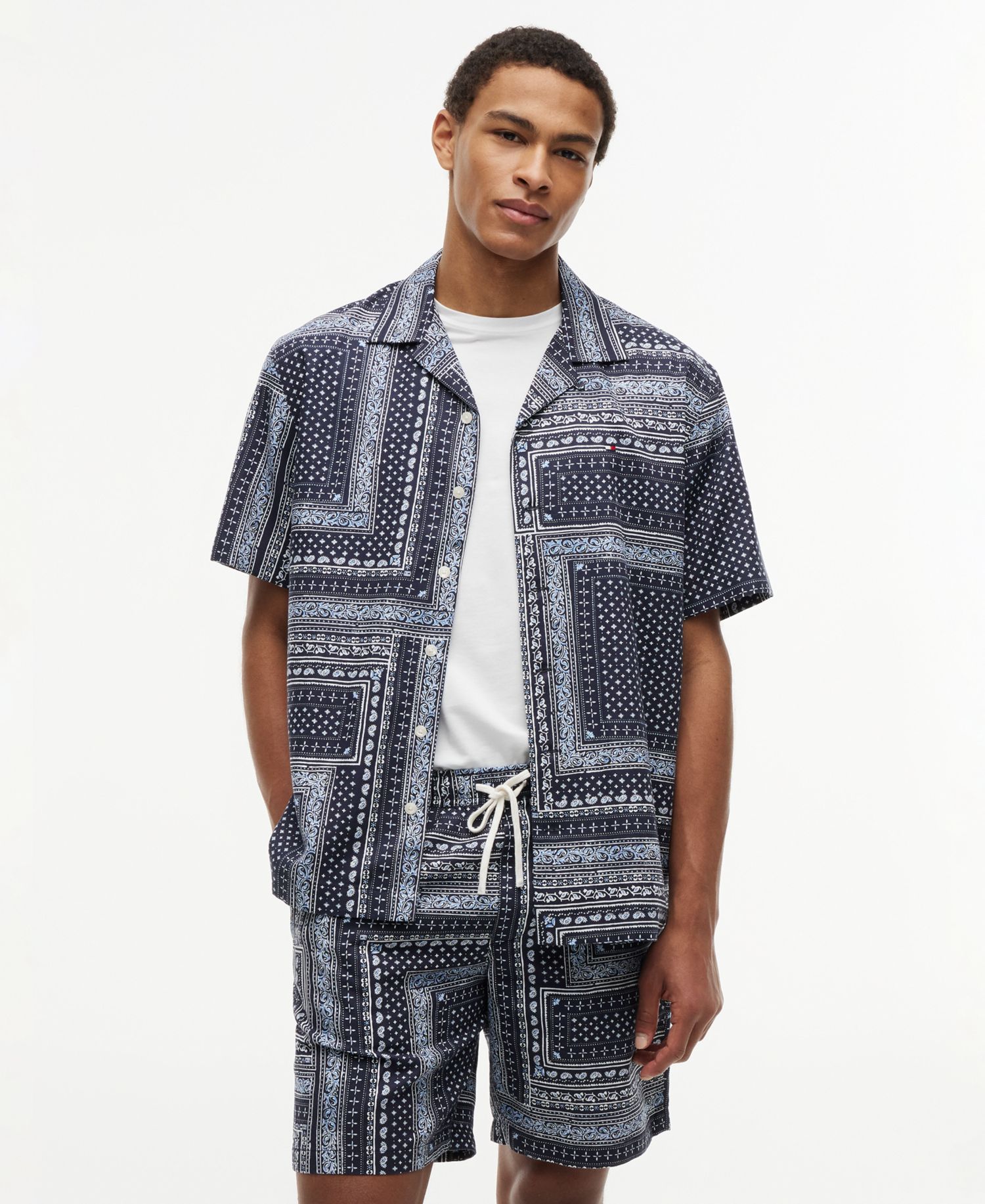 Men's Regular-Fit Bandana Print Shirt