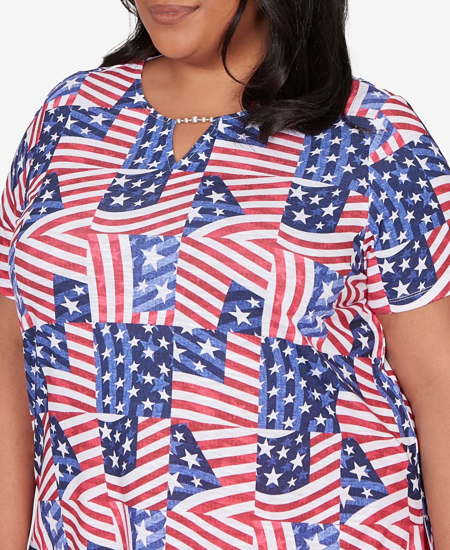 Женская футболка Alfred Dunner Plus Size Lady Liberty American Flag Patchwork, цвет: Синий разноцветный — фото 5