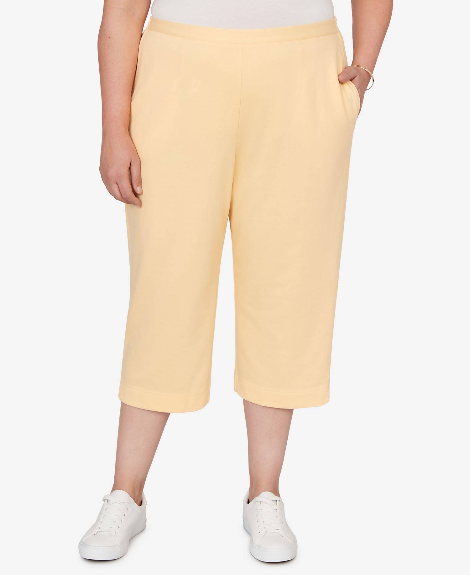 Plus Size Classic Everyday French Terry Flat Front Capri Pants