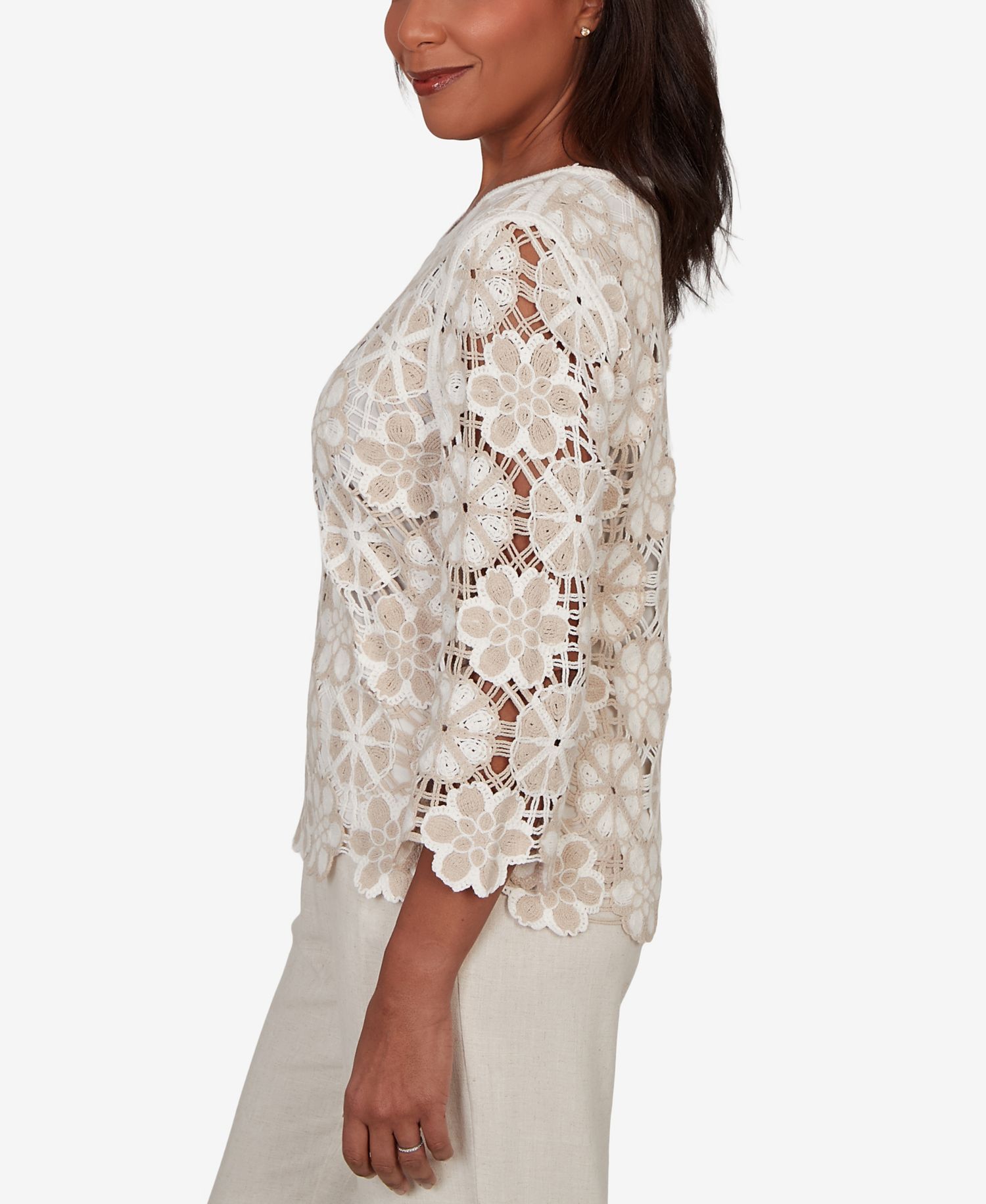 Women's Natural Wonder Floral Crochet Three-Quarter-Sleeve Top