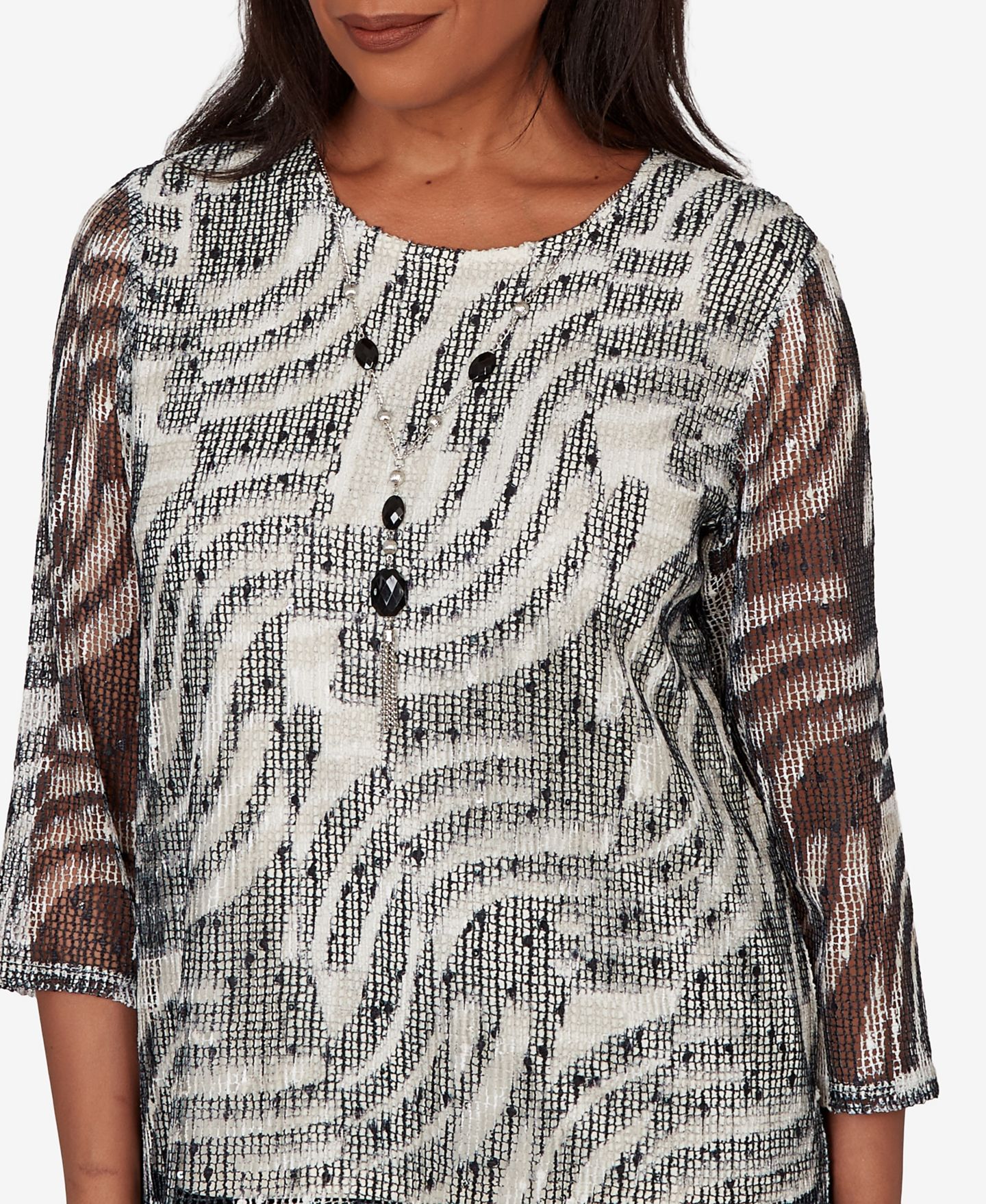 Женский топ Alfred Dunner Detail Driven Animal Popcorn Embellished with Necklace, цвет: Чёрный разноцветный — фото 4