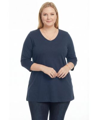 Plus Size Perfect Three-Quarter Sleeve V-Neck Tunic