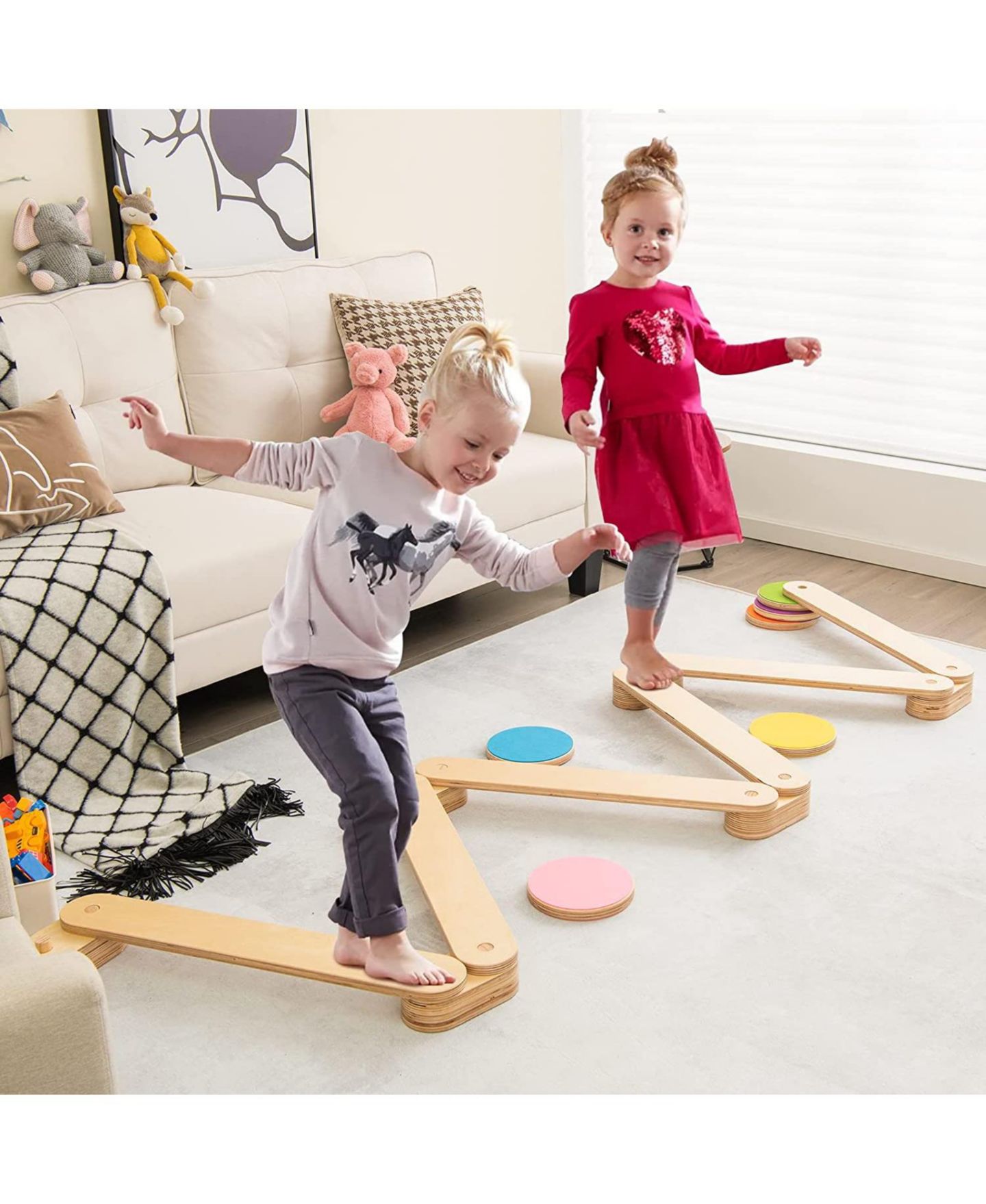 Детские игрушки Slickblue 12-Piece Wooden Colorful Balance Beam with Stepping Stones, Ages 3+, цвет: Светлый коричневый — фото 4