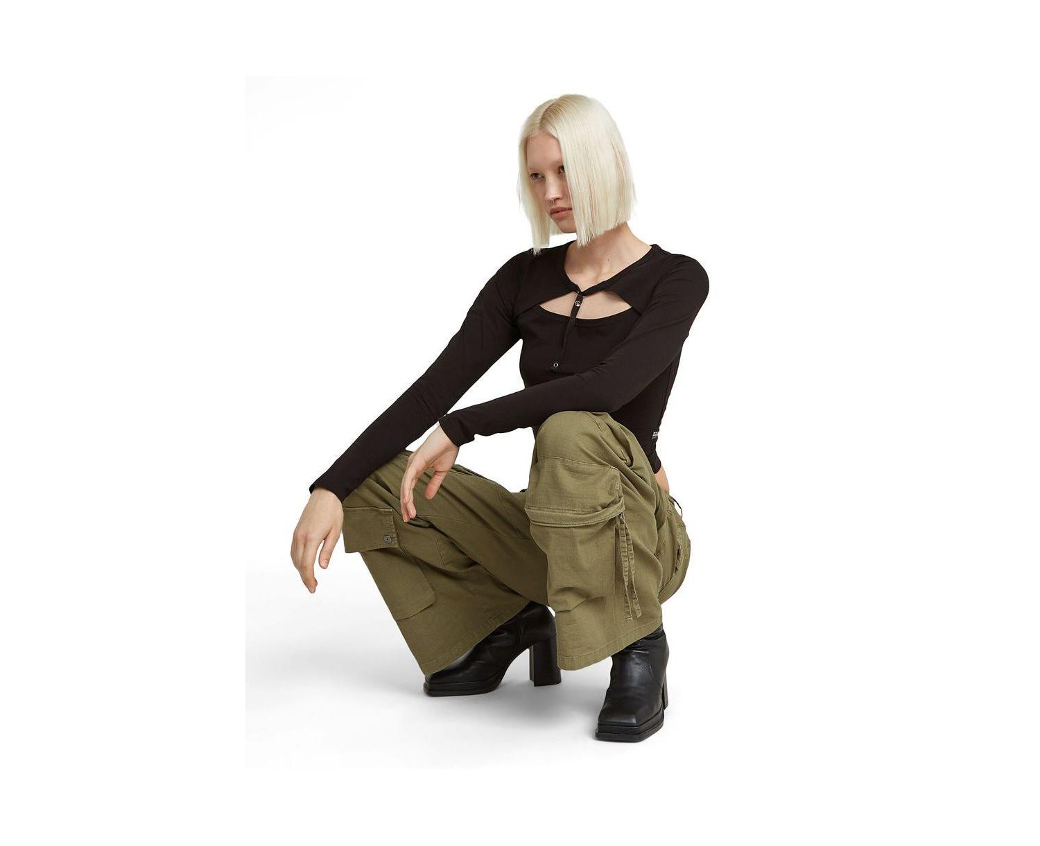 Women's Mega Cargo Pants