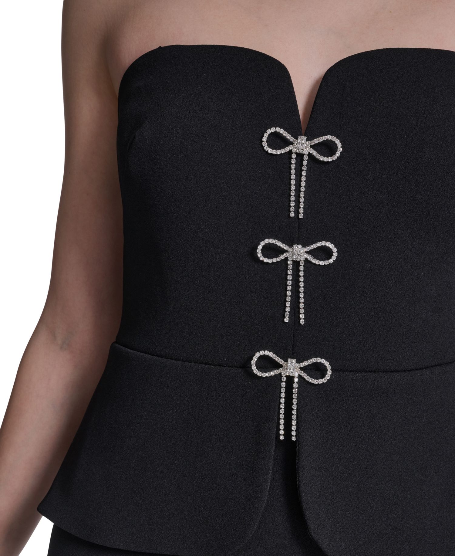Women's Strapless V-Neck Peplum Gown
