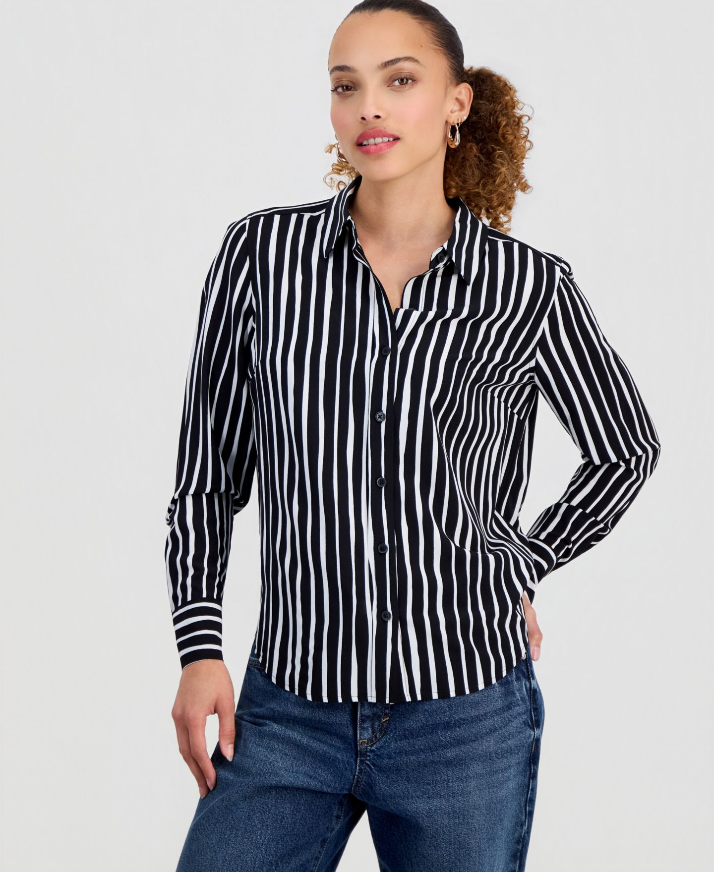 Женская рубашка I.N.C. International Concepts Petite Striped Button-Up, цвет: Полосатый — фото 1