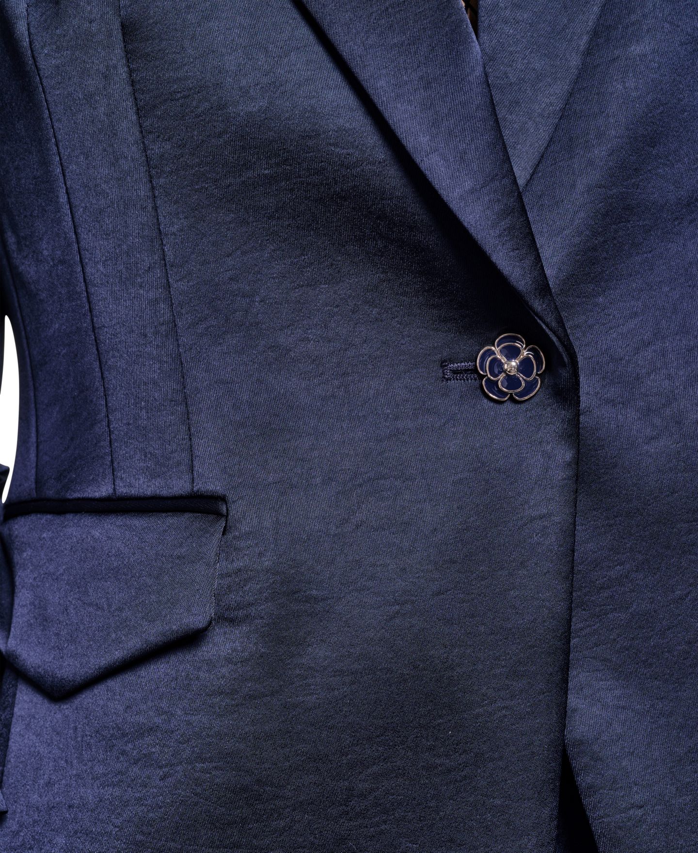 Женский пиджак KARL LAGERFELD PARIS Satin 3/4-Sleeve Collared One-button Blazer — фото 6