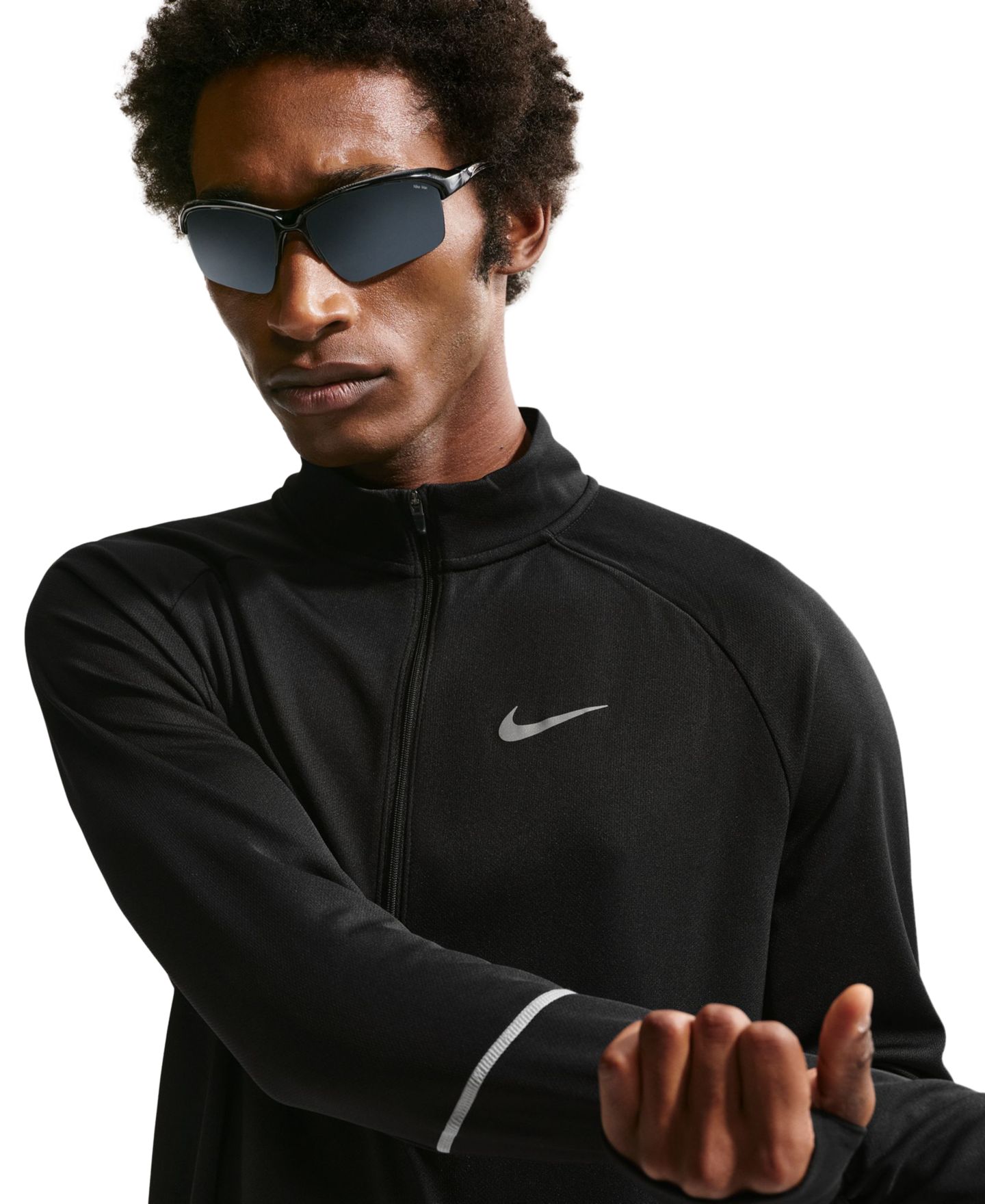 Мужские футболки Nike Miler Dri-FIT Quarter-Zip Running, цвет: Чёрный / Светоотражающий серебряный — фото 4
