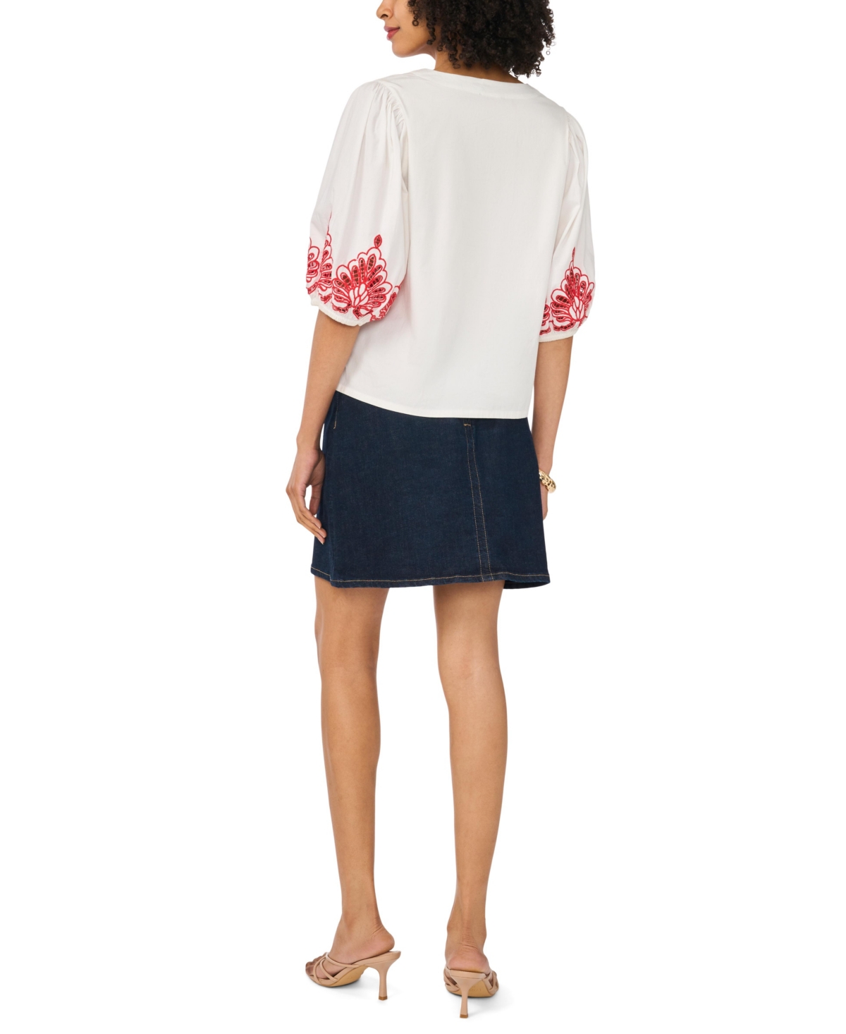 Vince Camuto Women's Cotton Embroidery Hem V-Neck Top