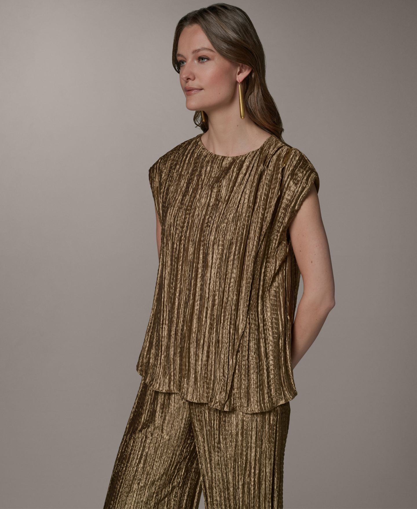 Женская блузка Donna Karan New York Crewneck Pleated Novelty Blouse, цвет: Золотой — фото 3