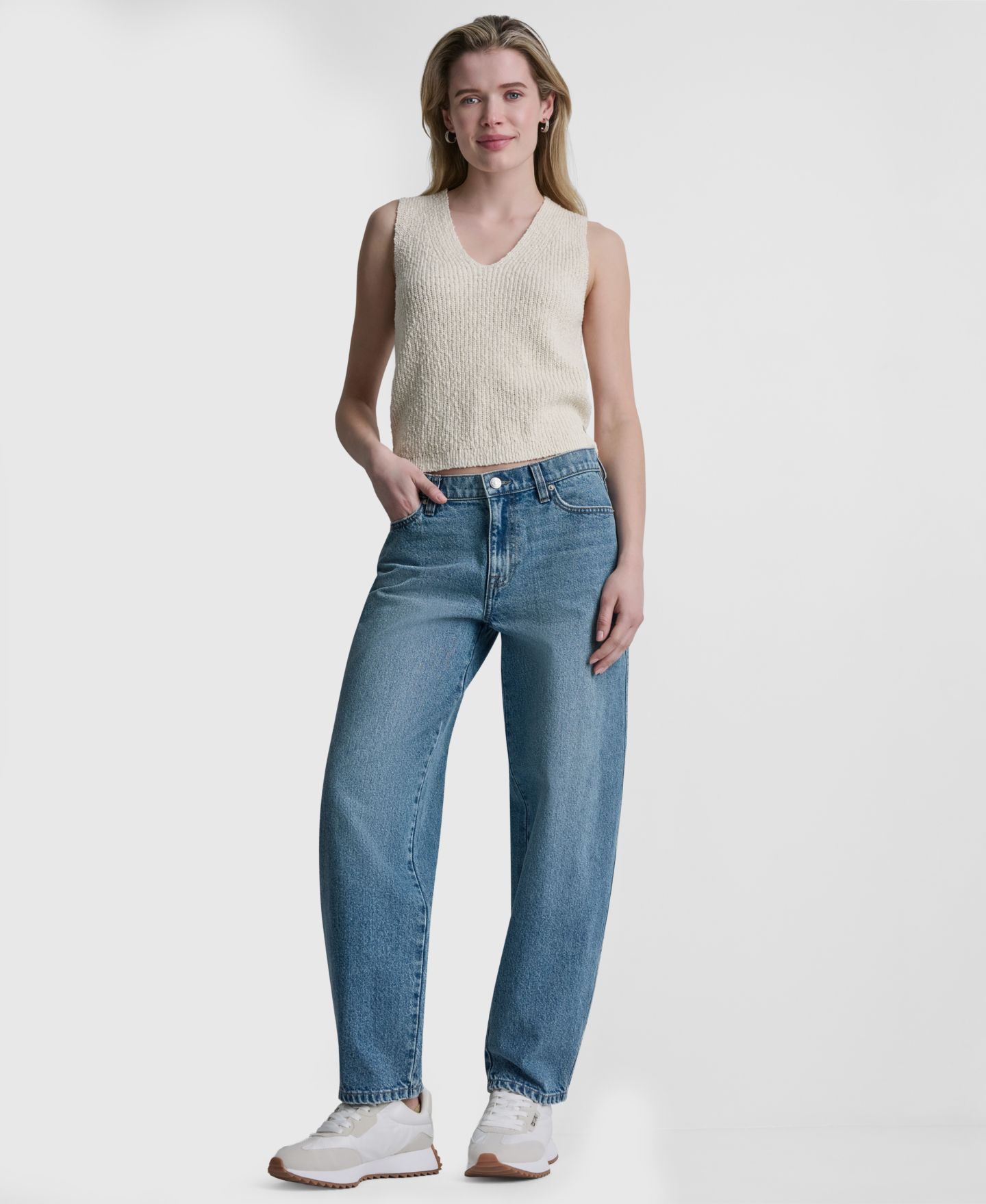 Женские джинсы DKNY Jeans Mid-Rise Barrel-Leg Cotton, цвет: Кедровый — фото 2