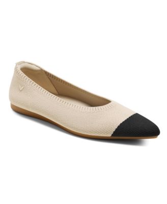 Women's Aria Pointed-Toe Ballet Flats
