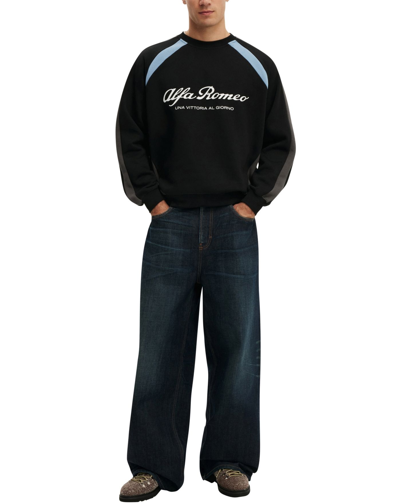 Мужская толстовка COTTON ON Modern Box-Fit Alfa Romeo Long-Sleeve Sweatshirt, цвет: Чёрный — фото 2