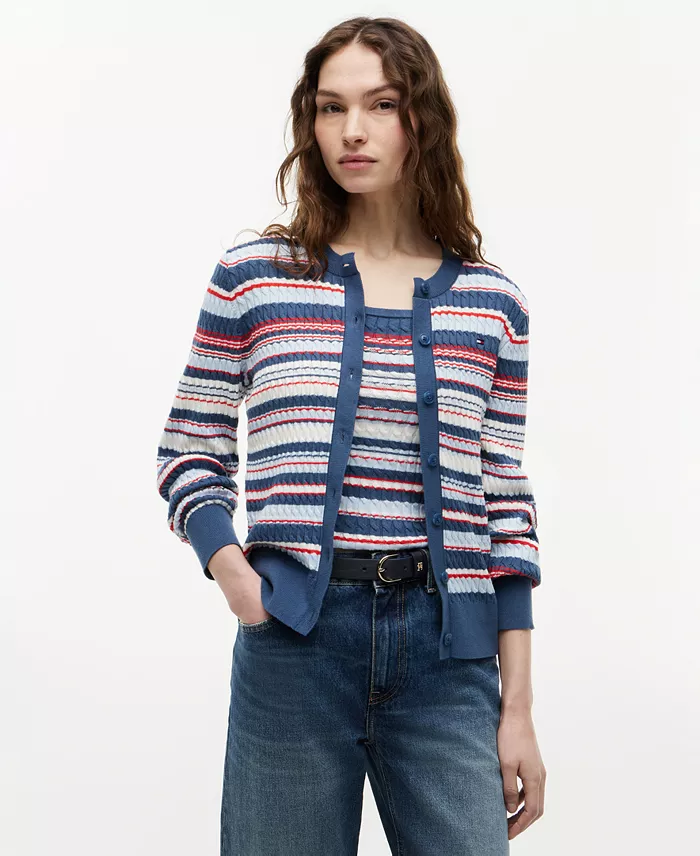 Women's Crewneck Cable Knit Sweater