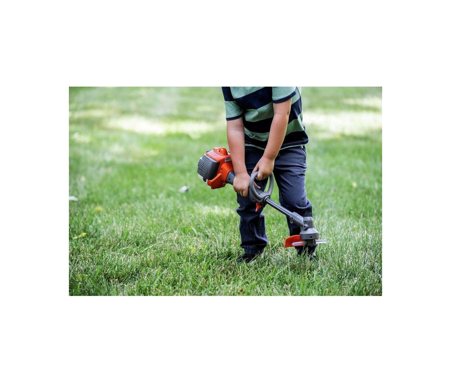 Детская игрушка Husqvarna Light-Up Toy Trimmer with Realistic Sounds, Ages 3+, цвет: Assorted Pre-Pack — фото 4