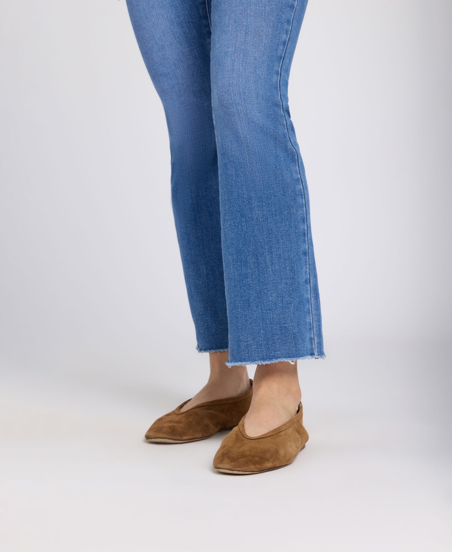 Женские джинсы NYDJ Petite High-Rise Billie Mini Boot Jeans with Lift Tuck Technology, цвет: Синий — фото 4