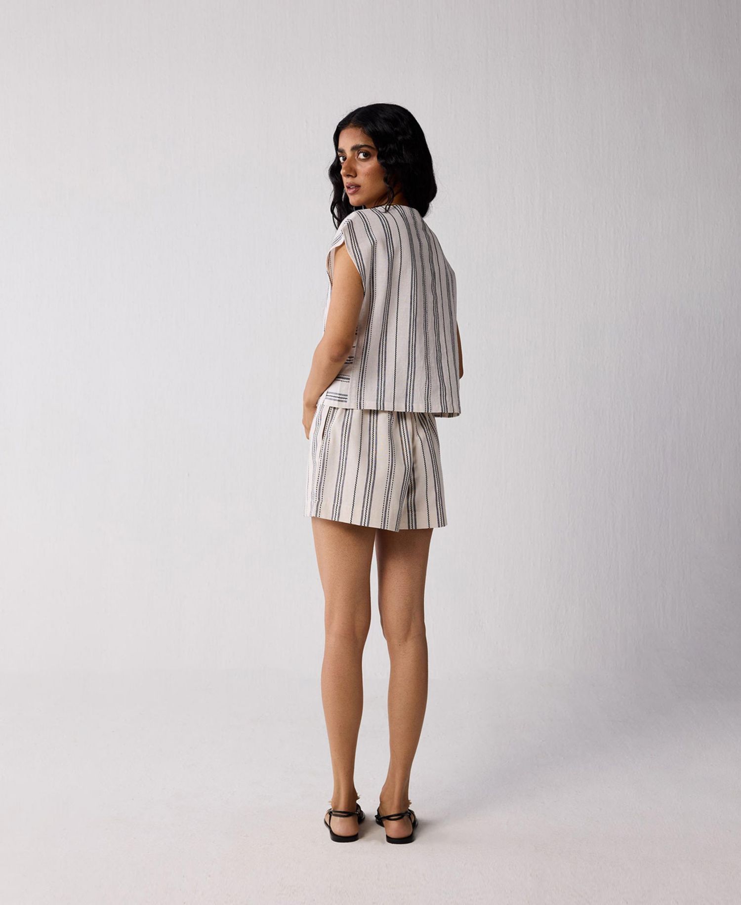 Women's Regular Drawstring Shorts in Stripes