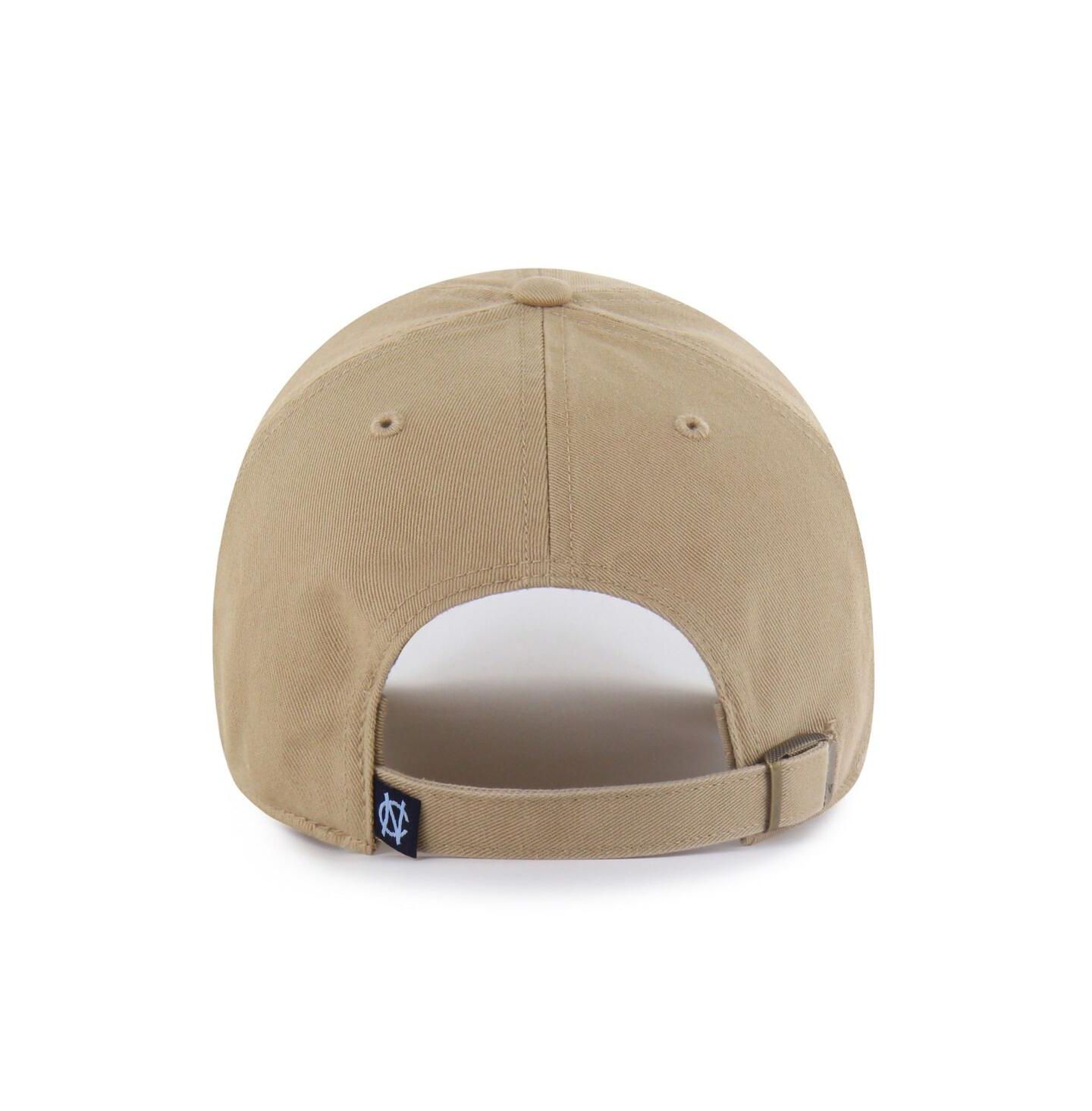 Мужские головные уборы '47 Brand Khaki North Carolina Tar Heels Vault Clean Up Adjustable Hat — фото 2