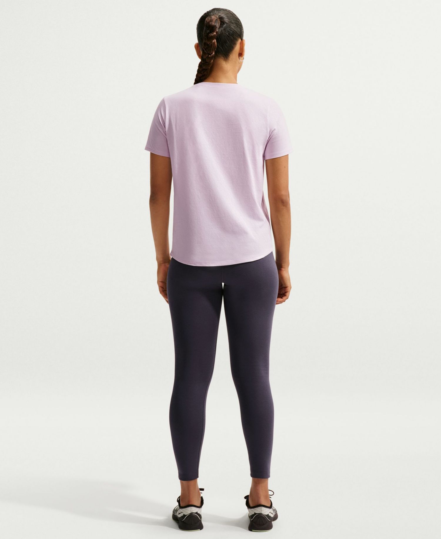 Plus Sportswear Club Essentials T-Shirt