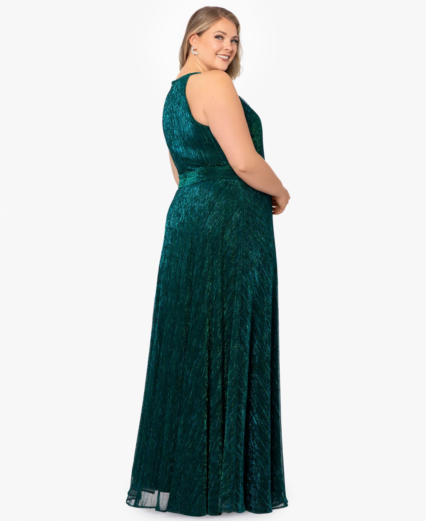 Женское платье B&A By Betsy and Adam Plus Size Metallic Halter Gown, цвет: Нефритовый — фото 2