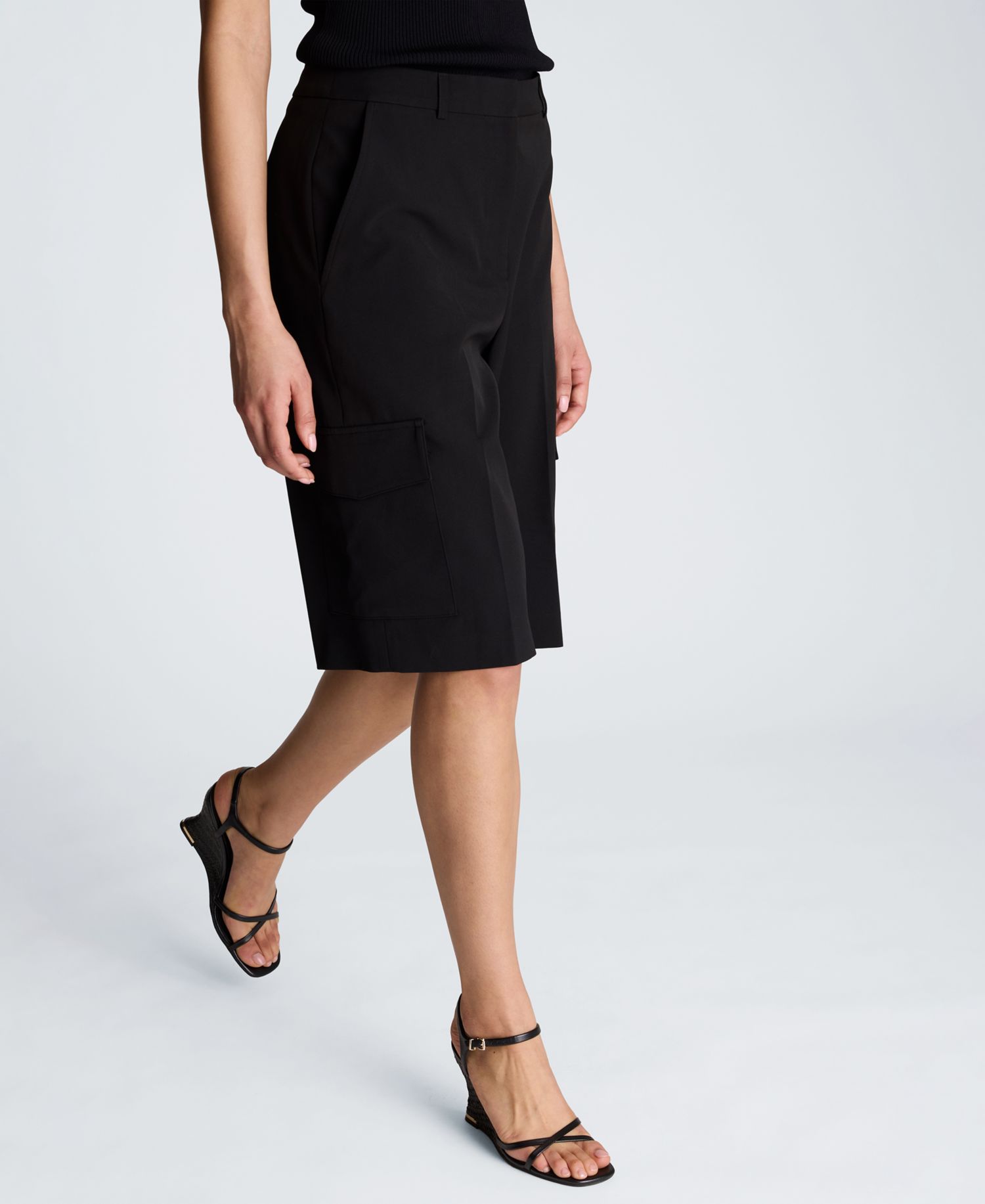 Women's High-Rise Wide-Leg Cargo Shorts