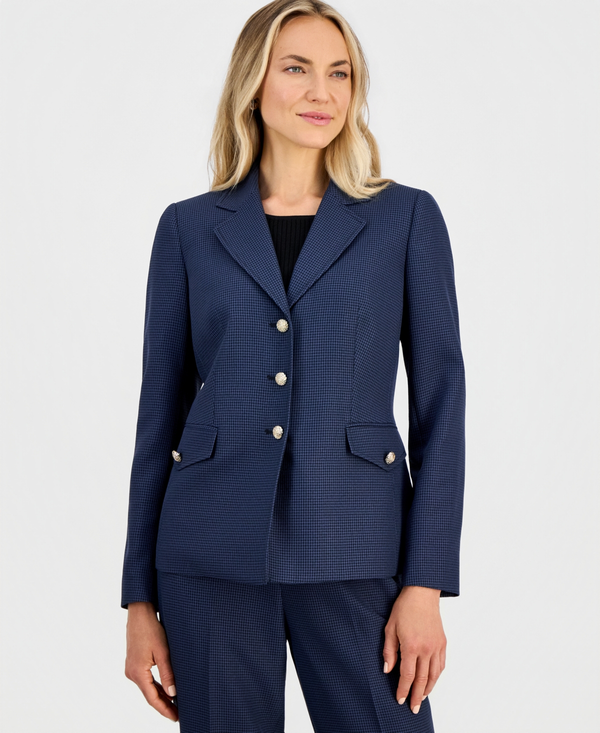 Kasper Petite Notch Collar 3-Button Padded Blazer