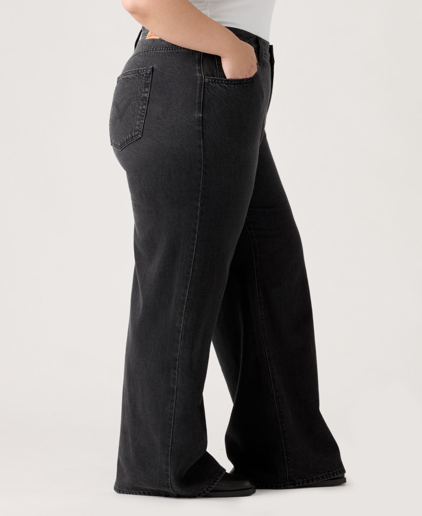 Женские джинсы Levi's Plus Size Cinch-Waist Lightweight Baggy, цвет: Capturing Moments — фото 3