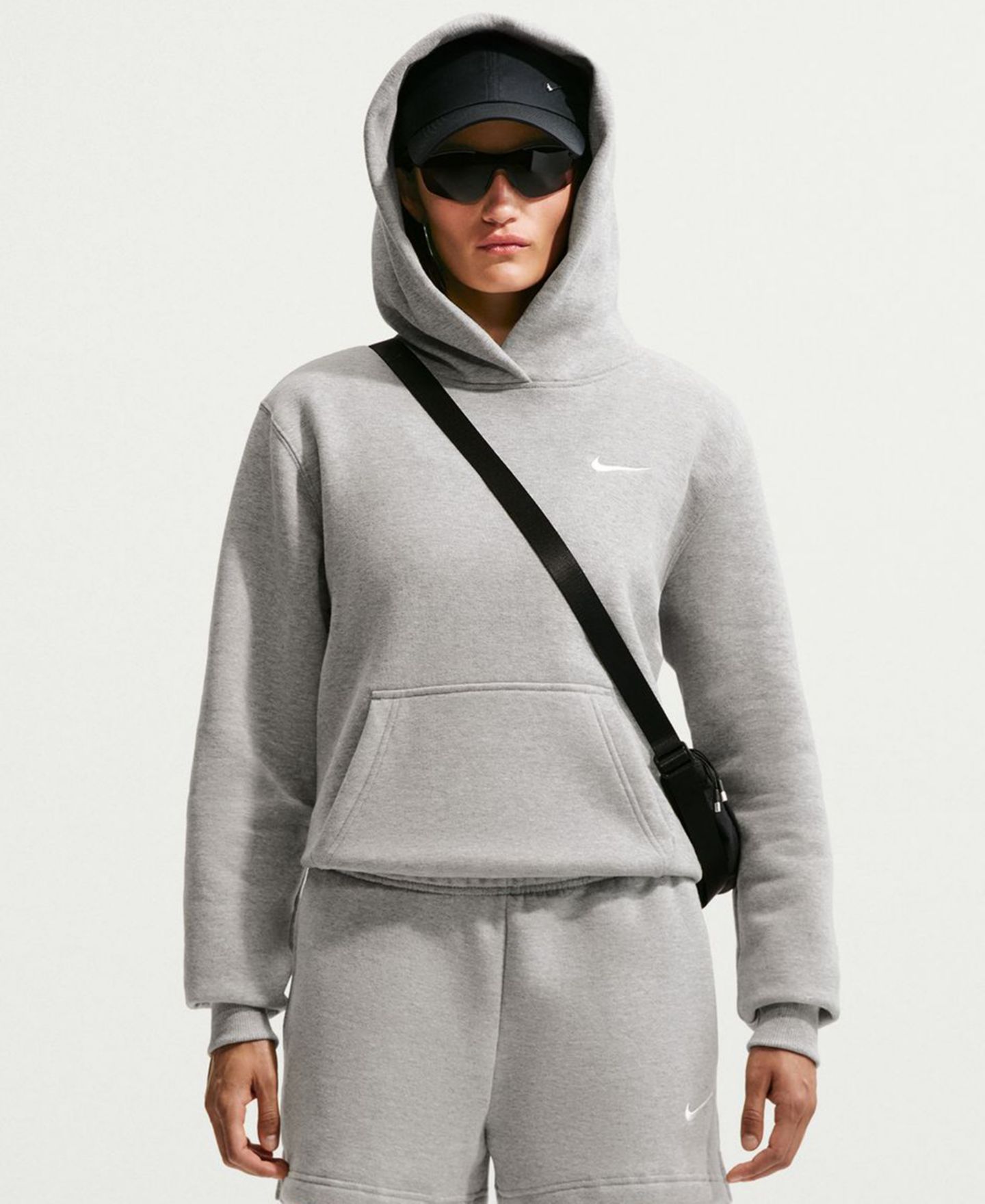 Женское худи Nike Studio Fleece Medium Weight Pullover, цвет: Серый меланжевый / Молочный — фото 2