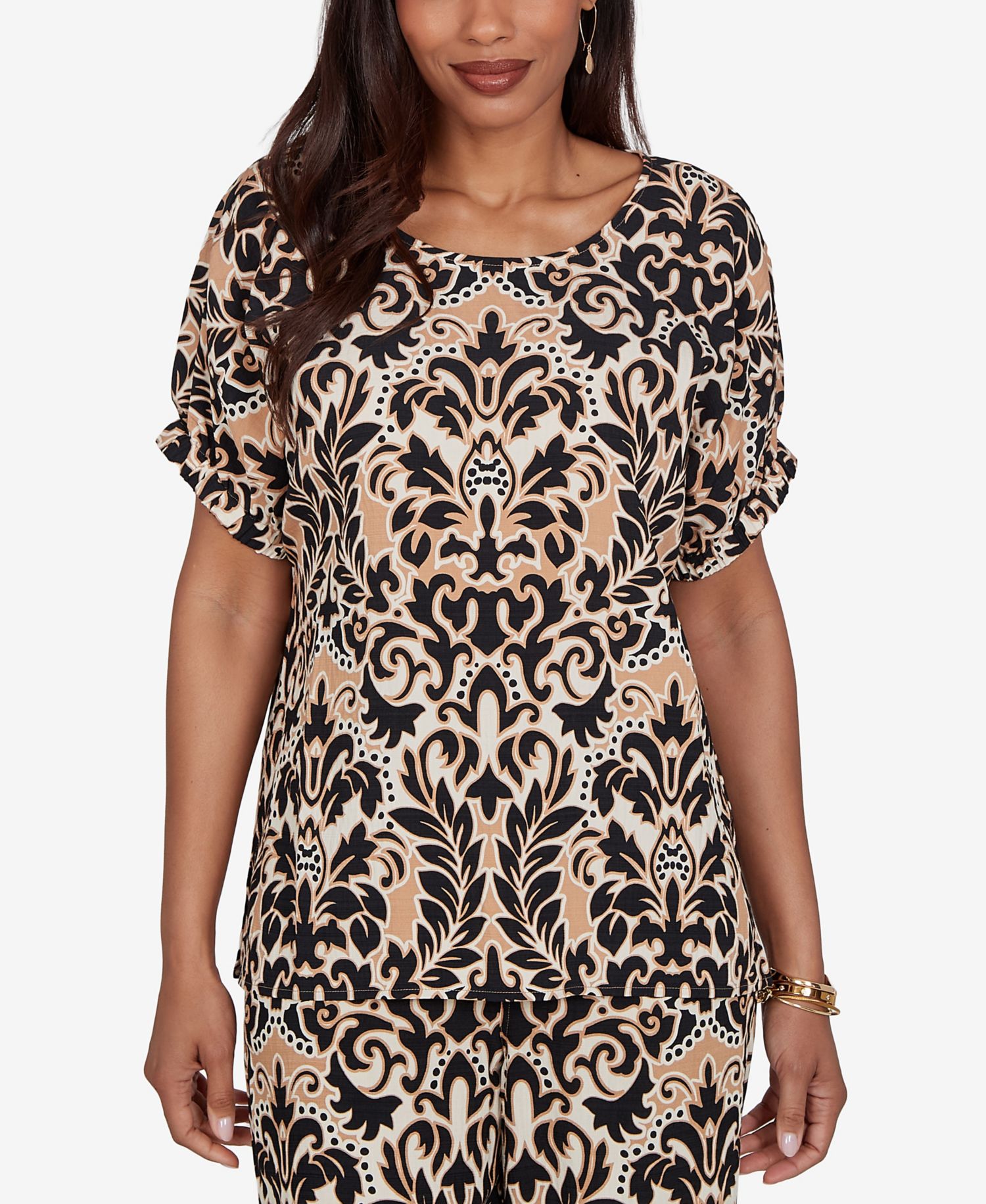Petite Damask Textured Short-Sleeve Top