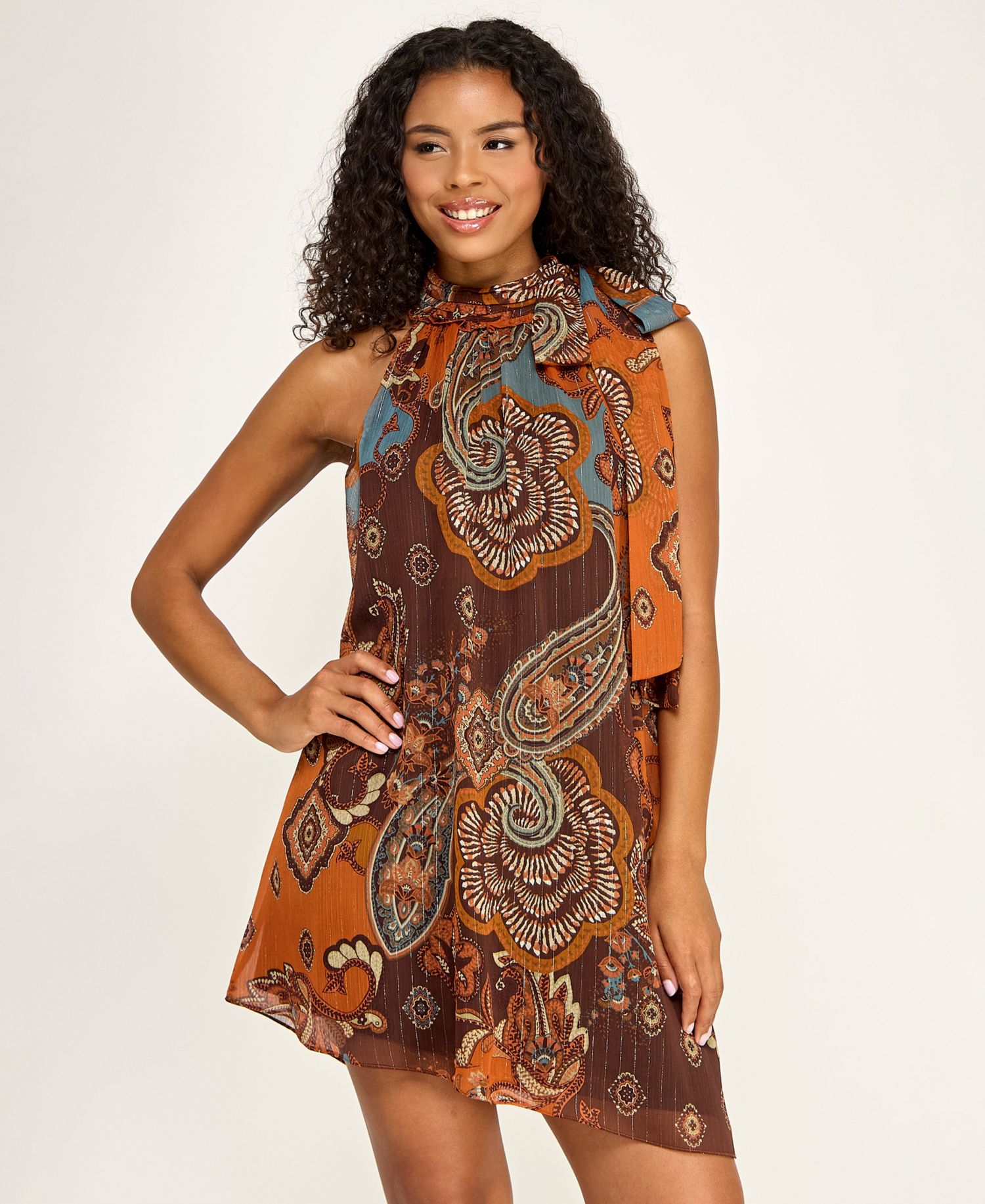 Juniors' Mock Neck Paisley Print Short Dress