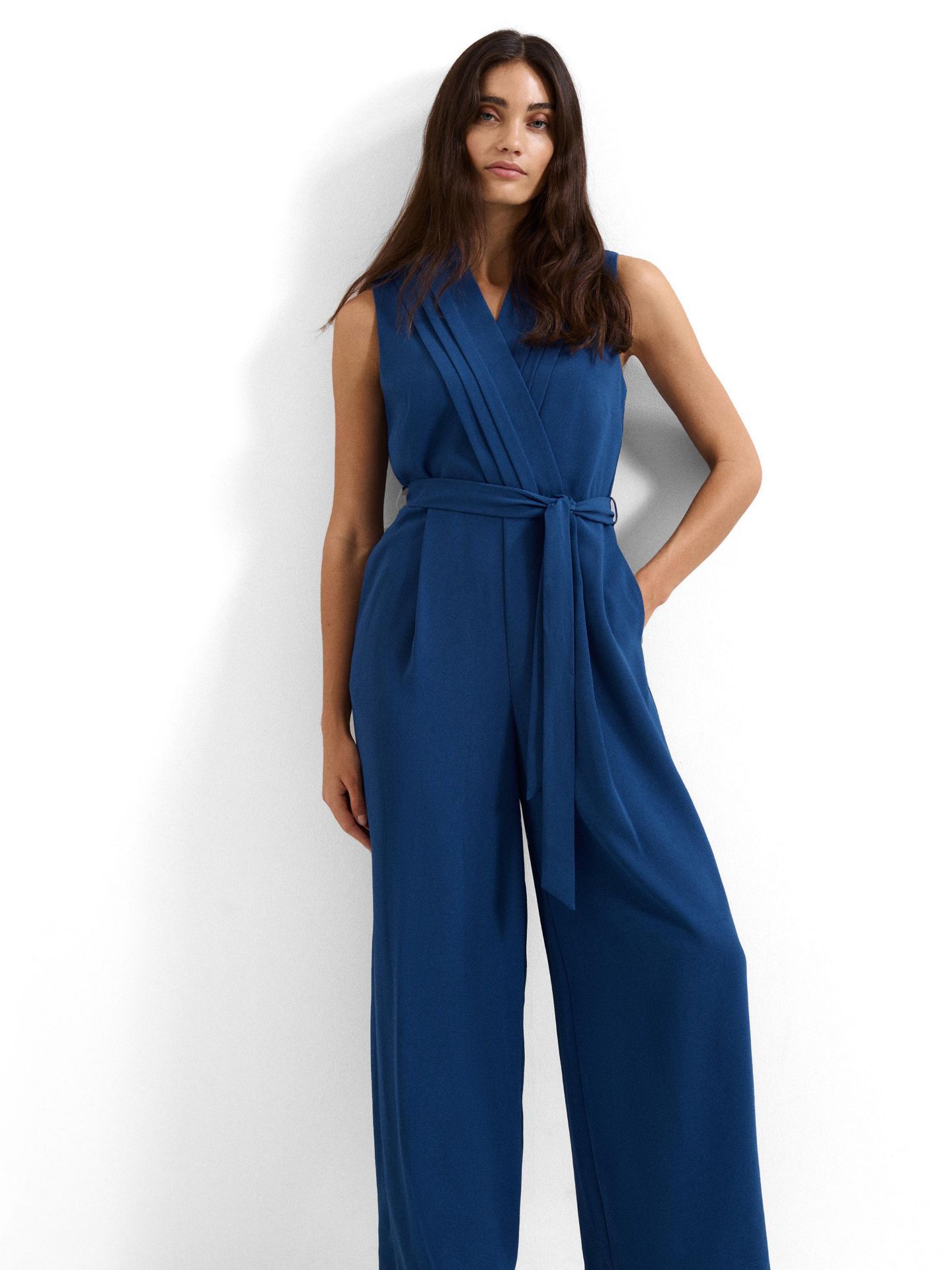 Женский комбинезон Phase Eight Maisley Pleated Cropped Jumpsuit, цвет: Индиго — фото 3